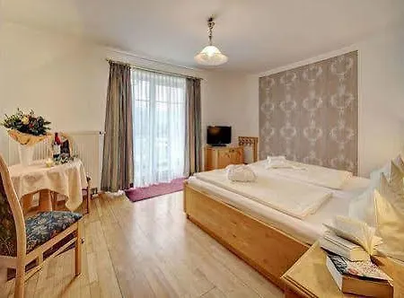 Otel Gutshof *